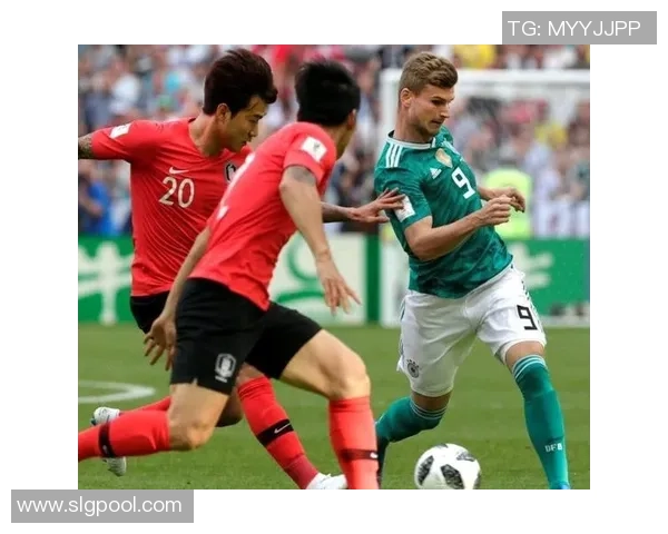 成都足球队的奋斗与荣耀：大师赛特别报道揭示突破历程